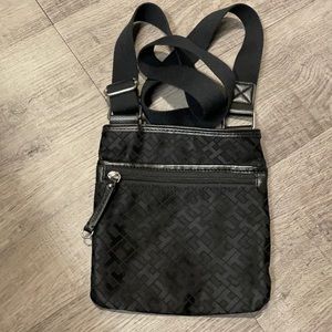 Tommy Hilfiger Crossbody bag